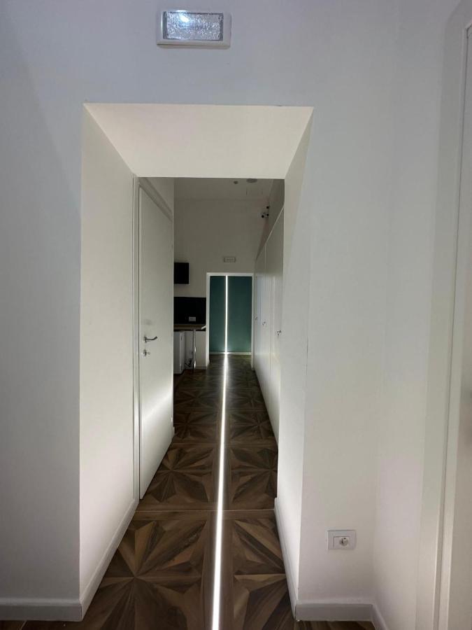 San Ferdinando Suite Room เนเปิลส์ ภายนอก รูปภาพ