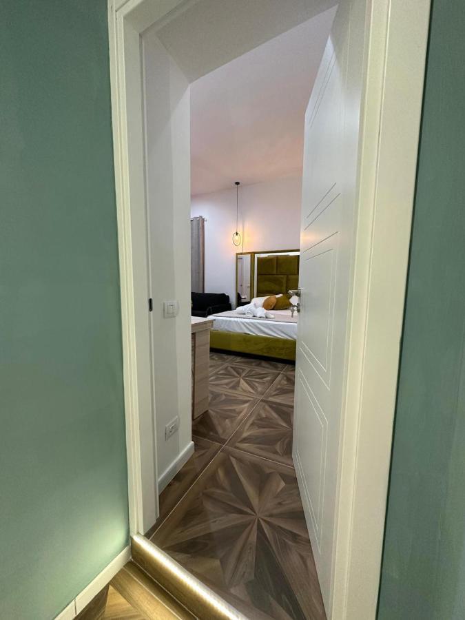 San Ferdinando Suite Room เนเปิลส์ ภายนอก รูปภาพ