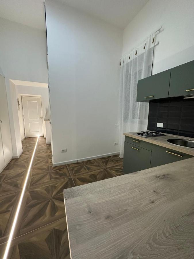 San Ferdinando Suite Room เนเปิลส์ ภายนอก รูปภาพ