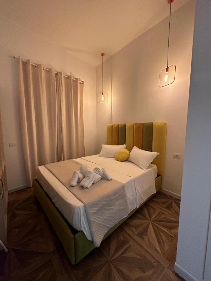 San Ferdinando Suite Room เนเปิลส์ ภายนอก รูปภาพ